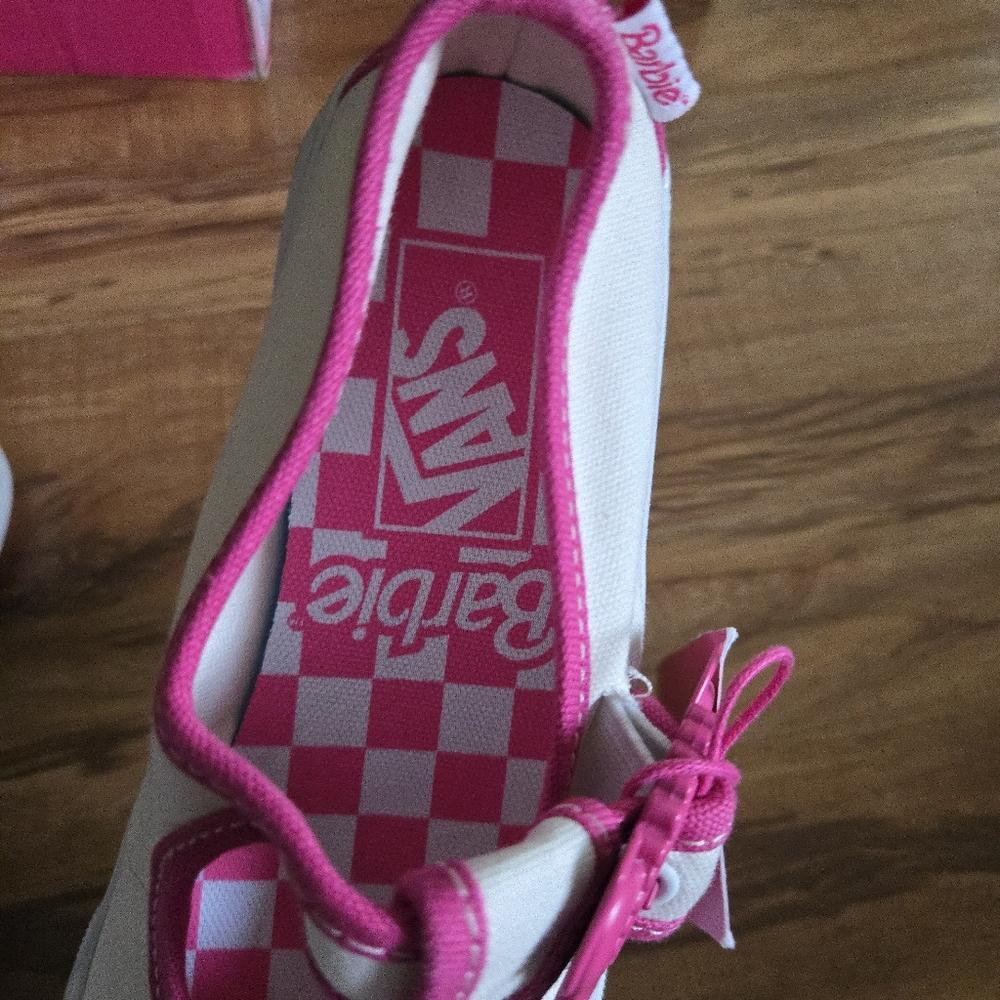 Vans Style 93 Dx Barbie Women Size 5 White Pink With Buckle 032026 - Picture 3 of 8